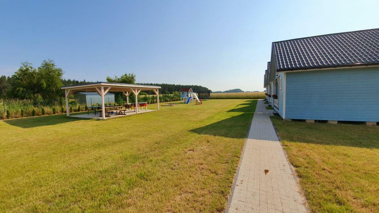 Domki Pozdrowie Rusinowo (Slawno) Exterior foto