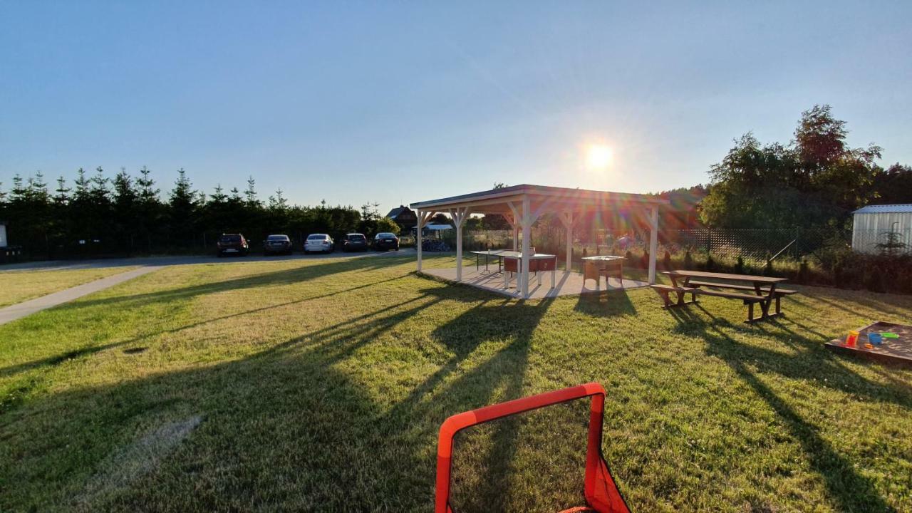 Domki Pozdrowie Rusinowo (Slawno) Exterior foto